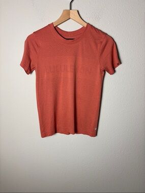 Lululemon Breeze By Short Sleeve *lululemon Rustic Coral W3BP4S